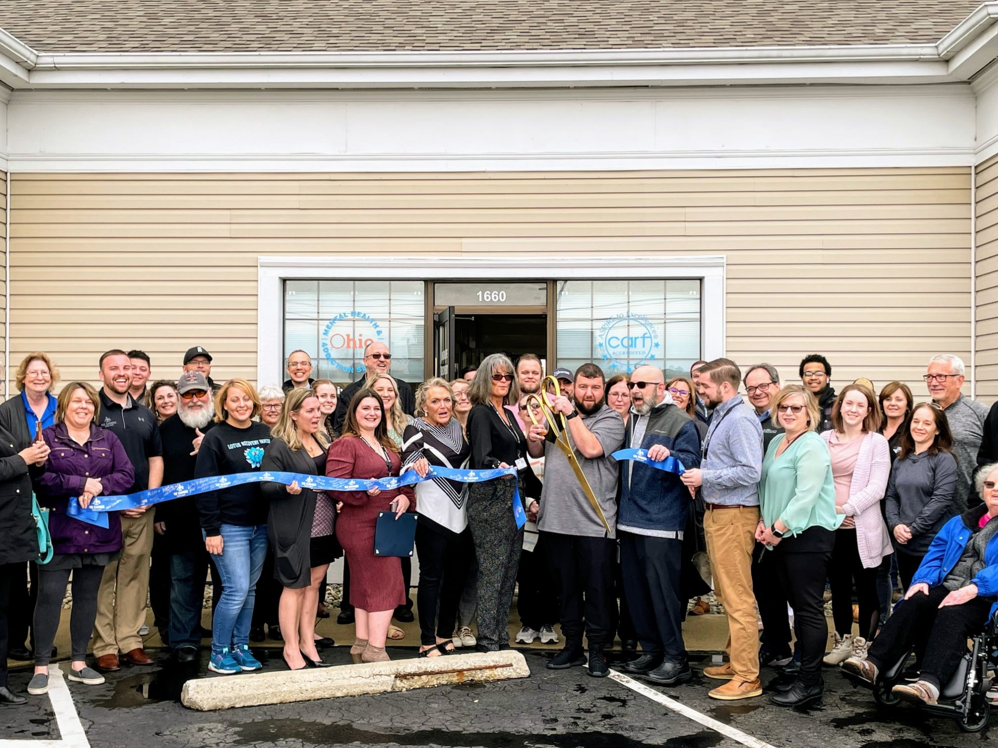 Highlife Recovery Celebrates Opening with Ribbon Cutting