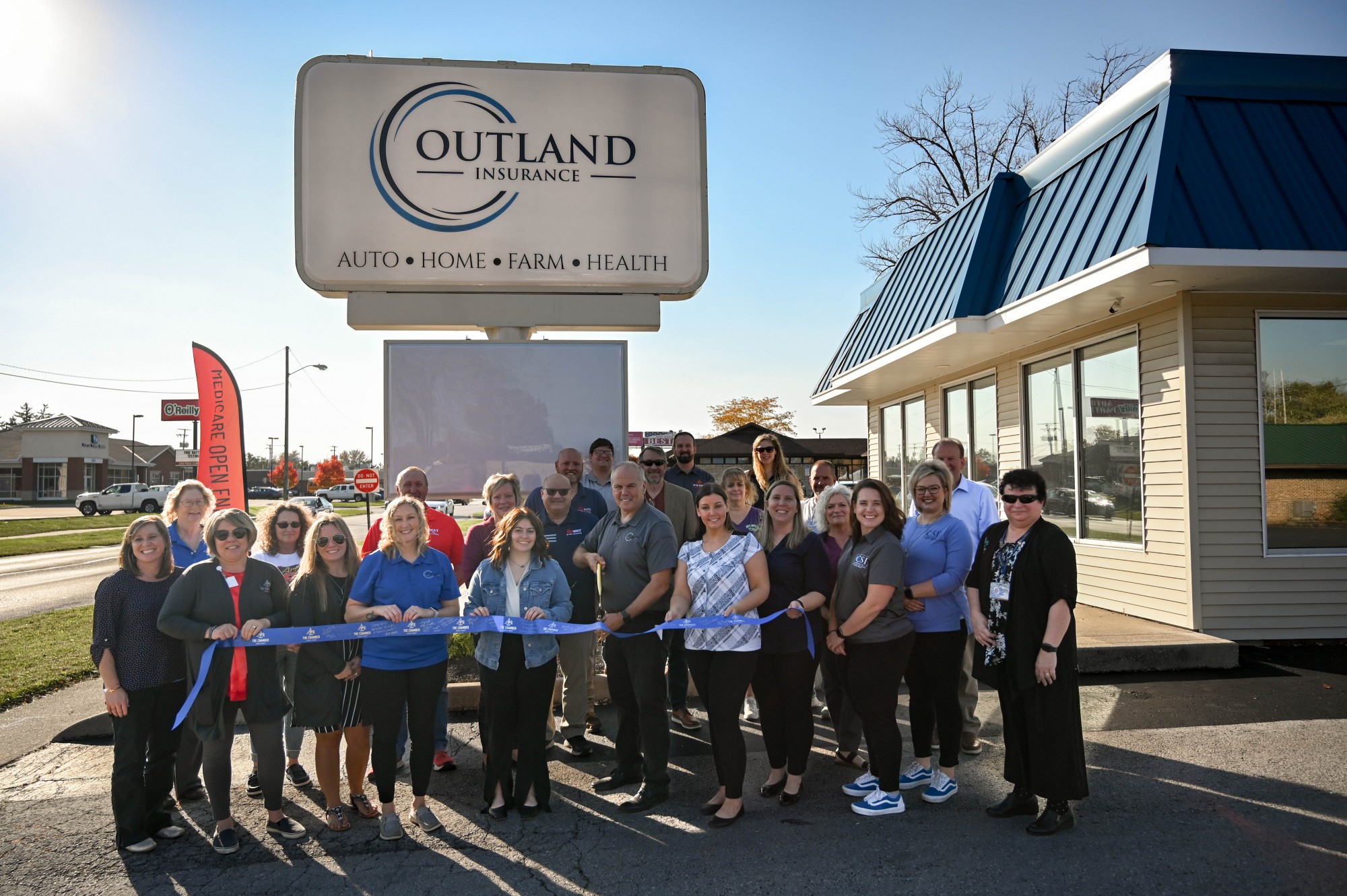 Outland Insurance Agency Cuts Ribbon on New Office